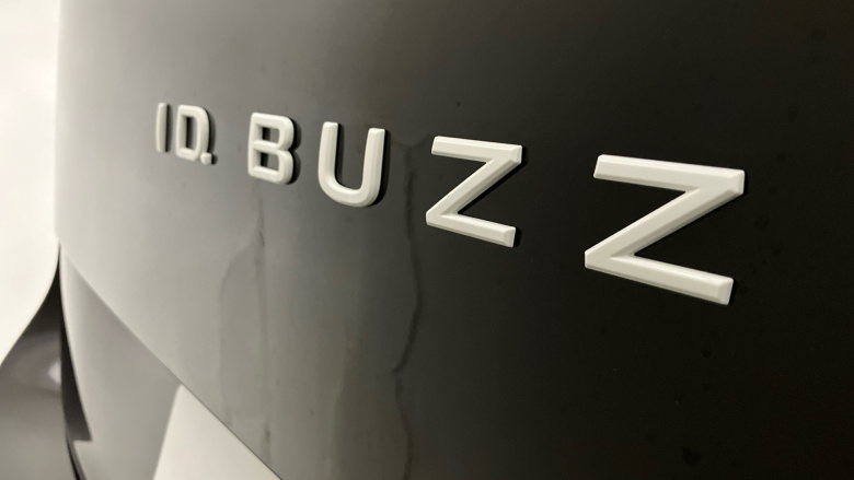 Volkswagen ID. Buzz 210kW Style Pro 86kWh 5dr LWB Auto [7St/Design+] Electric Estate